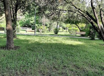 albania/rrogozhina-region/attraction/lulishte-ismail-qemali