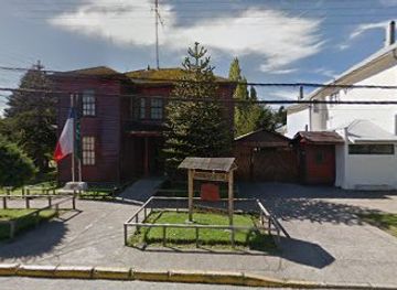 chile/aysen-region/attraction/oficina-de-tierras-y-colonizacion-de-puerto-aysen