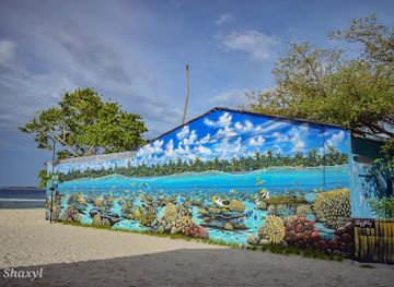 maldives/meemu-atoll/attraction/street-art-murals