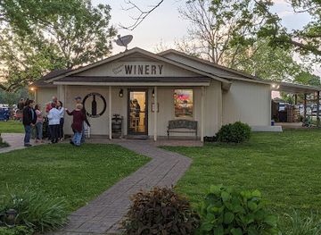 tennessee/west-tennessee/attraction/century-farm-winery