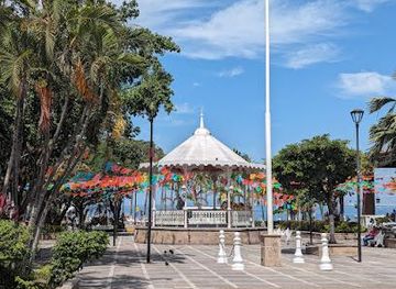 mexico/puerto-vallarta/attraction/plaza-de-armas
