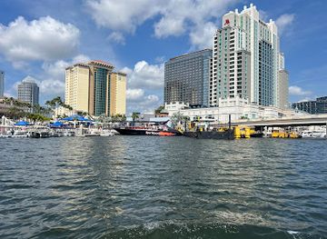florida/tampa/channelside/attraction/tampa-history-center-dock-3
