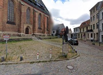 germany/rostock/attraction/engelskulptur