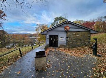 virginia/lynchburg/attraction/james-river-visitor-center