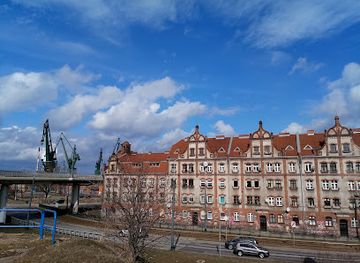 poland/gdansk/attraction/pozostalosc-po-starym-wiadukcie