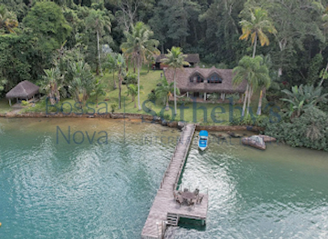 brazil/ilha-grande/attraction/praia-da-caravela