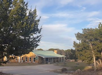 texas/east-texas/attraction/cave-without-a-name