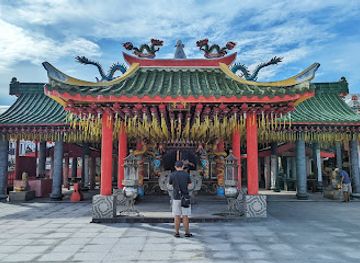 malaysia/miri/attraction/miri-tua-pek-kong-temple
