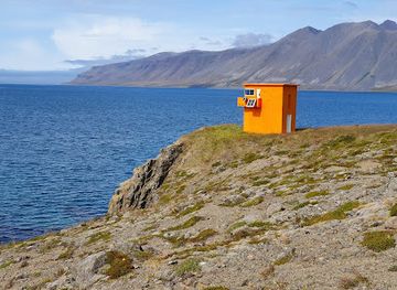 iceland/dynjandi-waterfall/attraction/long-cape-lighthouse