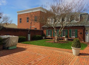 virginia/northern-neck/attraction/james-monroe-museum-and-memorial-library