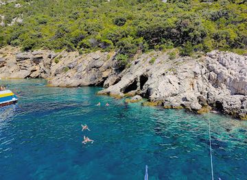croatia/kvarner/attraction/blue-cave