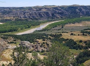 north-dakota/theodore-roosevelt-national-park/attraction/north-unit-visitor-center