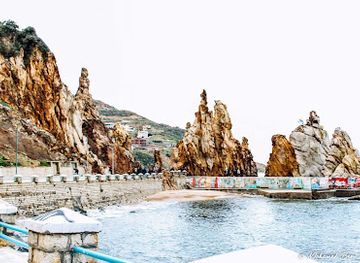 tunisia/northern-tunisia/attraction/aiguilles-of-tabarka
