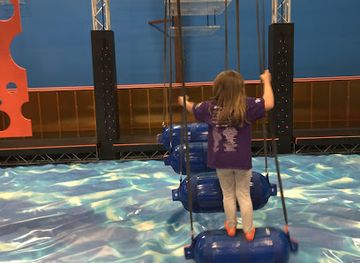 rhode-island/pawtucket/attraction/sky-zone-trampoline-park