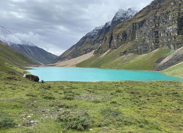 nepal/dolpo/attraction/cho-angmbo-taal