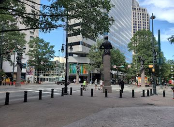 north-carolina/charlotte/attraction/trade-and-tryon-streets