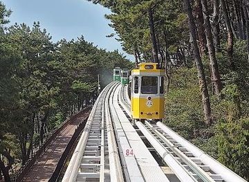 south-korea/busan/attraction/haeundae-blueline-park