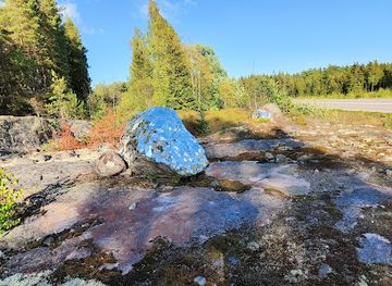 finland/turku-archipelago/attraction/mirror-stones