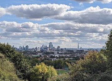 united-kingdom/london/attraction/hampstead-heath