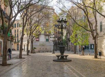 spain/barcelona/attraction/placa-sant-agusti-vell