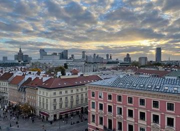 poland/warsaw/attraction/taras-widokowy-na-dzwonnicy-kosciola-sw-anny