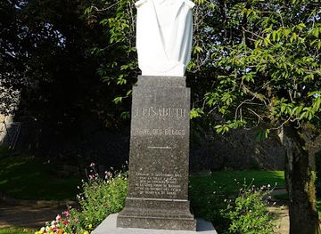 belgium/arlon/attraction/statue-de-la-reine-elisabeth-de-belgique