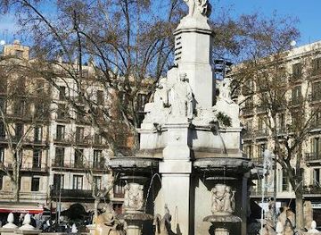 spain/barcelona/attraction/pla-de-palau