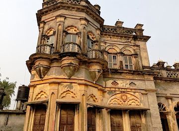 bangladesh/bhawal-region/attraction/baliadi-jamider-bari