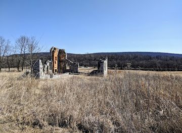west-virginia/harpers-ferry-national-historical-park/attraction/schoolhouse-ridge-south