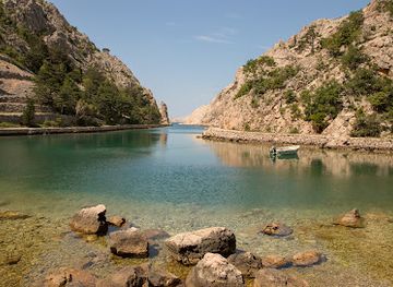 croatia/banovina/attraction/zavratnica-cove