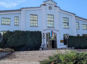 bulgaria/sofia-region/attraction/earth-and-people-national-museum