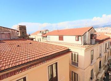 italy/pompeii/attraction/sorrento-historical-center