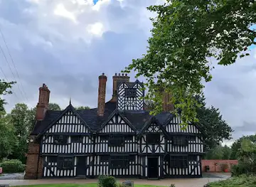 Oak House Museum