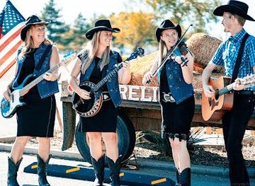 kentucky/henderson/attraction/firelight-barn-dinner-theater