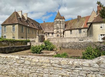 france/franche-comte/attraction/chateau-de-gy