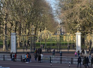 united-kingdom/london/landmark/canada-gate
