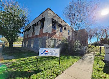texas/central-texas/attraction/texas-music-museum