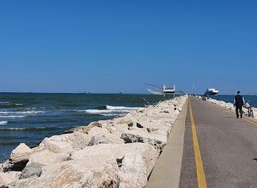 italy/ravenna/attraction/molo-di-porto-corsini-guardiano-nord