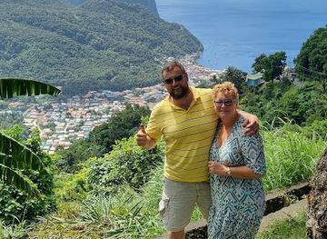 saint-lucia/marigot-bay/attraction/constitution-park