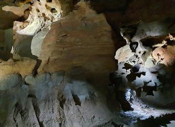 spain/valencia/attraction/coves-de-sant-josep