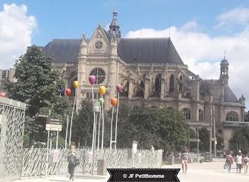 france/paris/attraction/les-halles