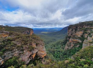 australia/blue-mountains/attraction/therabulat-lookout