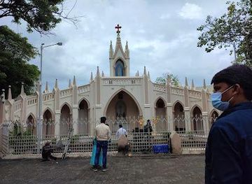 india/mumbai/attraction/mount-mary-grotto