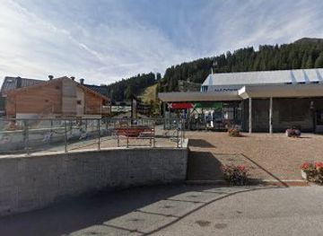 italy/madonna-di-campiglio/attraction/scuola-sci-5-laghi