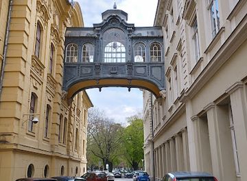 hungary/szeged/attraction/bridge-of-sighs