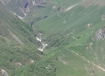 georgia/gudauri/attraction/albahira-alfeiruziah