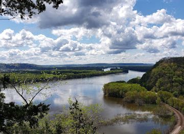 wisconsin/driftless-area/attraction/effigy-mounds-national-monument