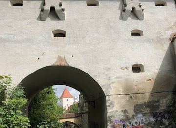 romania/brasov/attraction/dupa-ziduri-street