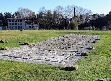 italy/trieste/attraction/archaeological-area-of-aquileia-pasqualis-fund-walls-and-markets
