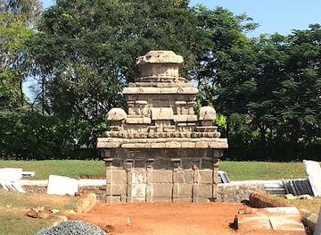 india/mahabalipuram/attraction/mukunda-nayanar-temple